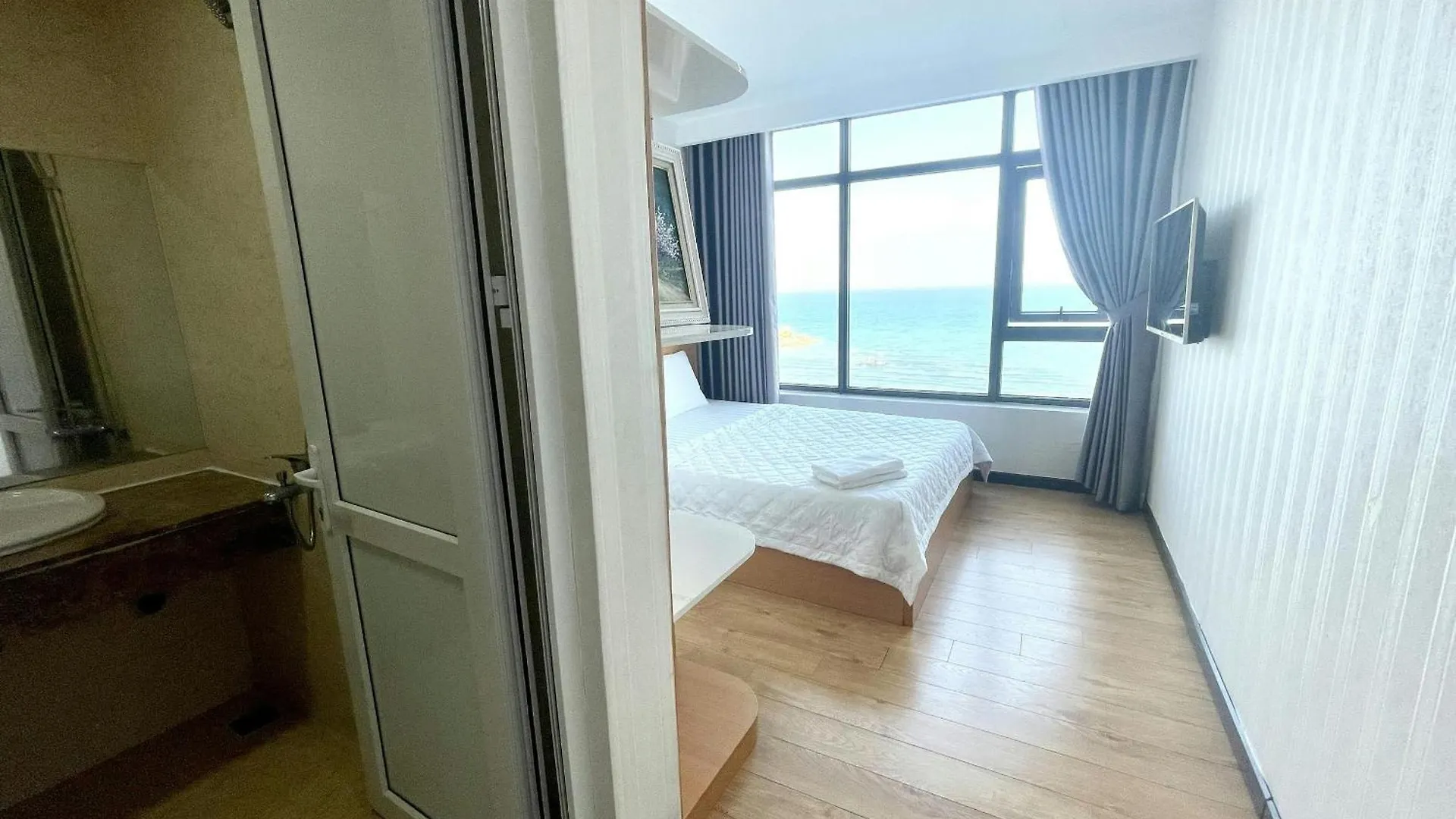 Duc'S Oceanus Nha Trang Apartment